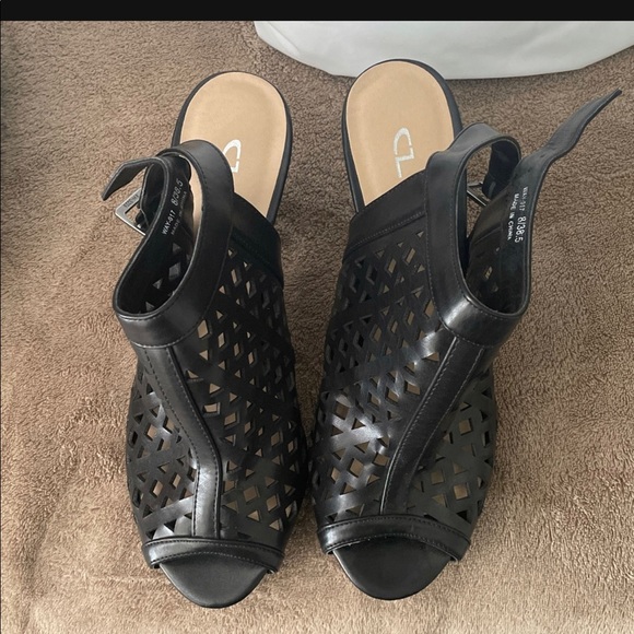 Shoes - Picture 2 of 3